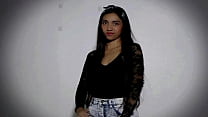 vecina se queda en casa mientras folllamos