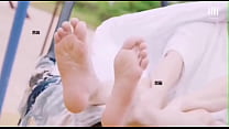 The way this man & his feet turn me on...- Wonho