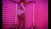 Colombian Slut dances to Make Some Dough