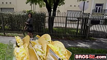 Cinco de Mayo Fun Turns Hardcore with Big Tit Flash and a Intense Ride