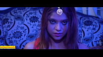 Indian Hot Show! Hot Desi Girl