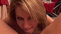 Petite Pussy licker