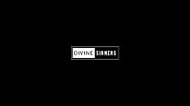 DIVINE SINNERS || HOT DUTCH MILF DANIQUE SINNERS SUCKING IN THE SHOWER