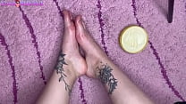 Girl Gives Sensual Feet Massage