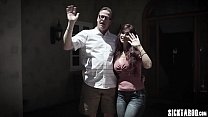Bad parents banged a stepdaughter in hot family action