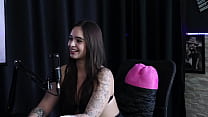 Tinha um namorado que reproduzia filmes pornô, e tentaram o anal giratório, e o lugar inusitado que transou... - Bahala Model & DJ Rafa Loira