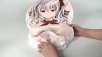 たくしあげて、モミモミ。臨場感たっぷりのおっぱい!