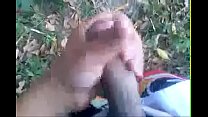 muleque pernambucano batendo uma no mato