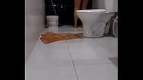 Meu Tesouro no Banho: Filmei Minha Esposa Nua Pra Vocês Se Deliciarem Também