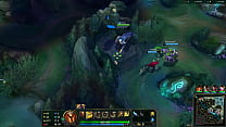 Lol gameplay deep penetration inside ennemy base