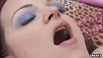 WANKZ- Goth Babe Roxie and Janessa