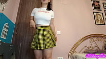 Thick school girl farts pantyless