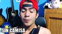 JOSE POKEMON SIN CAMISA