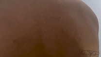Estava com medo de ser pega no FLAGRA com outro macho pincelando minha buceta até que o CORNO chegou e adorou o que viu..