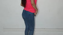 amateur girlfriend with jeans make a small show homemade