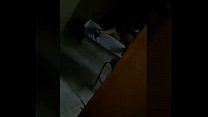 Esposa puta en hotel infiel se masturba y pide que la llenen de lechita