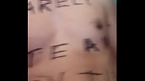 Eduardo Rodríguez se grafitea el cuerpo se golpea el pene y termina como esclavo