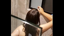 LLEGAMOS A LA HABITACIÓN Y SE DUCHA ANTES DE DETONARLA