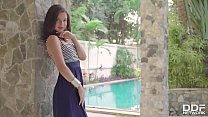 Leggy sweetheart Jasmine Jazz shows off her incredible teen body in the garden