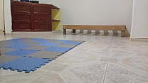 Señora gordibuena en el departamento de al lado