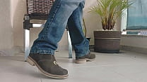 TIRANDO MINHA BOTA DE COWBOY DO TRABALHO - ZB22BR