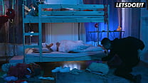Slutty StepSisters Get Analyzed by Hostel Thief - LETSDOEIT