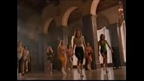 Queens - I Fell In Love
