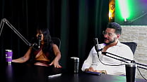 Como o Francês conheceu a Brasileira, está introduzindo ele aos poucos no meio liberal, fizeram menage, e a diferença... - Casal Cherie (WATCH ON: SHEER/RED)