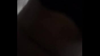 Elle chevauche son mec