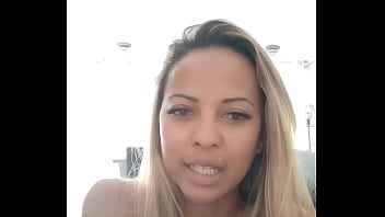 Story Public Joi Avec Une Queue En Main Boîte De Mouchoirs Nécessaire thumbnail