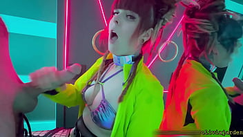 Public sloppy deepthroat in a rave bathroom