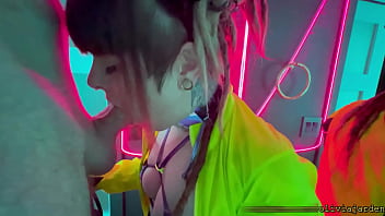 Public sloppy deepthroat in a rave bathroom