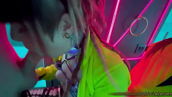 Public sloppy deepthroat in a rave bathroom