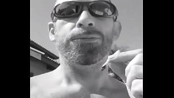 Tirando o bolor gazelle don't forget #taxfriday tomorrow #f1 #winter #findom #realalpha #casha