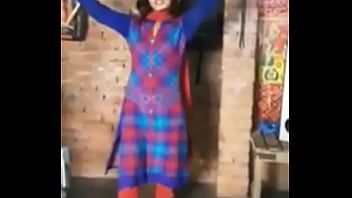 Vid 38821113 150405 796