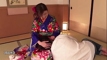 Silk kimono passionate encounter with ayumi shinoda