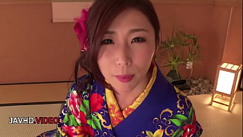 Silk kimono passionate encounter with ayumi shinoda