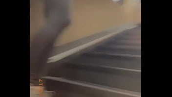 Caza culos en la calle