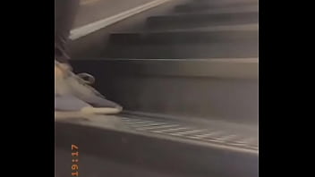 Caza culos en la calle