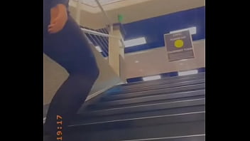 Caza culos en la calle