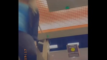 Caza culos en la calle