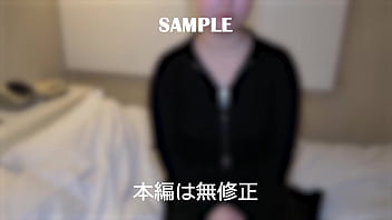 【素人・人妻】あみvol 01 身内がやらかしたせいで脱ぐことになった巨乳の豊満ボディの若妻は、何事も一生懸命ご奉仕してくれる健気な一面を持っていました。