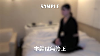 【素人・人妻】あみvol 01 身内がやらかしたせいで脱ぐことになった巨乳の豊満ボディの若妻は、何事も一生懸命ご奉仕してくれる健気な一面を持っていました。