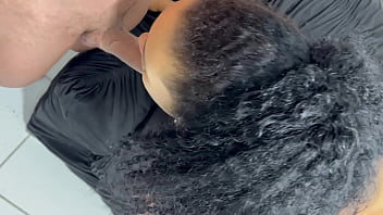 Meu cunhado me trouxe em casa depois da academia e acabei dando pra ele gostoso Meu cunhado me trouxe em casa depois da academia e acabei dando pra ele gostoso