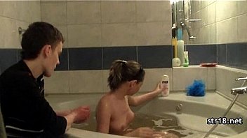 Cute teen amateur gives an amazing suck & fuck