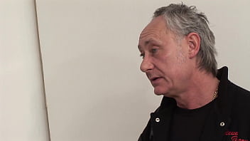 Emma butt and hot friend bisexuals sluts suck & fuck in dirty foursome play