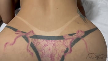 Surpresa gostosa ele trouxe os amigos dele para me foder tomei o leitinho das 3 rolas