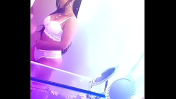 Morena pele bronzeada cabelo lindo