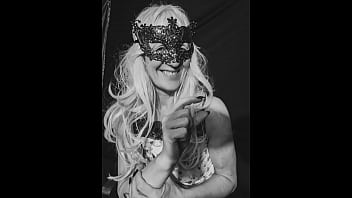 Des photos avec commentaires de maitresses