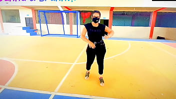 Estudiante latina de gran culo folla por dinero con su profesor de colegio